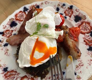 Rye Cama Y Desayuno | The House with Two Front Doors