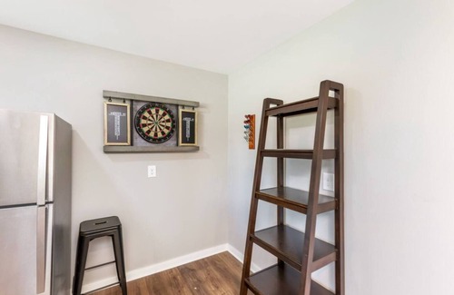 Logan Casa | The Howling Buck Lodge