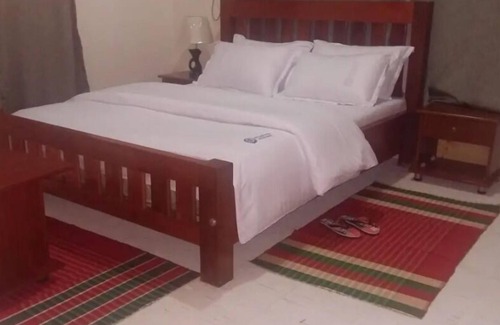 Bugolobi Hotel | The Hub Hotel