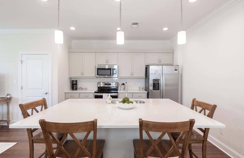 Oxford Casa | The Huddle on Hydrangea