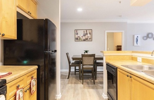 Lindridge-Martin Manor Casa | The Humble Abode