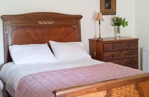 Woodford Cabaña | LOS HUMILDES DAISY, acepte mascotas en Woodford, Condado de Galway, Ref 30577