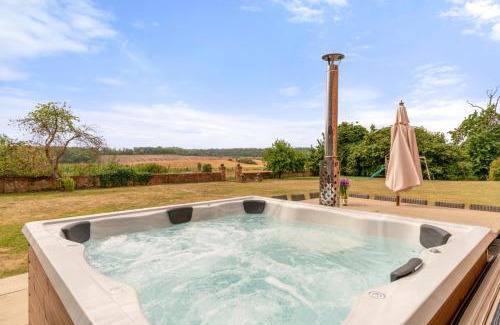 Alcester Casa | The Hunting Lodge at Ragley Estate