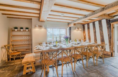 Alcester Casa | The Hunting Lodge at Ragley Estate