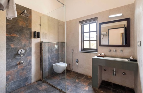 Bedla Hotel | The Hunting Lodge