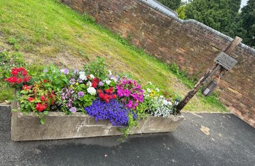 Cosford Casa | The Hurst Coach House
