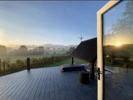 Newry Casa | The Hut 45