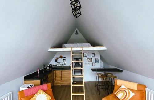 Newry Casa | The Hut 45