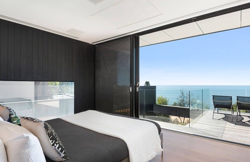 Whale Beach Casa | THE HUTT by Palm Beach Holiday Rentals