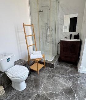 Santa Isabel Cama Y Desayuno | The Hygge Lisbon Suites - Estrela