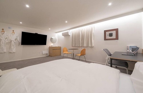 Cheongju Hotel | The Hyoo-Sik AANK Cheongju Uam