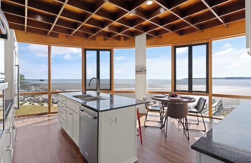 King City Casa | The Iconic Round House