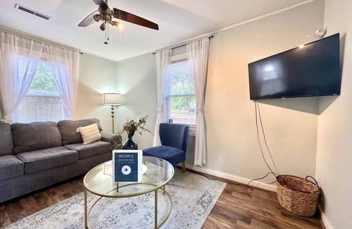 Beaufort Cabaña | The Idle Oak - Sleeps 4 - Central Location!