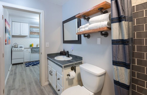 Garden District Casa | The Inmaculate Guest Cottage en el centro de Coeur D'Alene