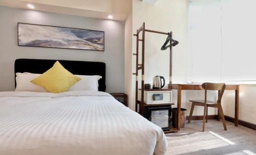 Tsim Sha Tsui Hotel | The Imperial Hotel
