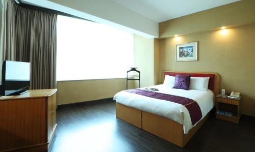 Tsim Sha Tsui Hotel | The Imperial Hotel
