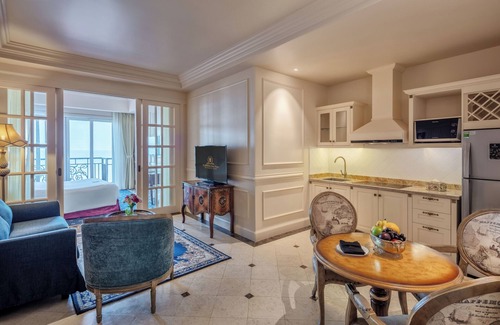 Thang Tam Hotel | The IMPERIAL Vung Tau Hotel