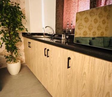 The 5th Settlement Apartamento | The Indian Suite InnVilla 160
