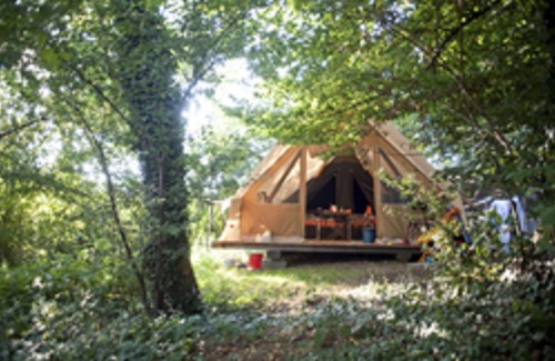 Dardilly Alquiler De RV | La tienda Indigo Canvas & Wood - Hasta 5 personas - 24 m²