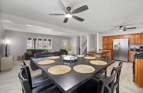 Milan Casa | The Indoor Oasis- Indoor Heated Pool Near Cedar Point & Sandusky
