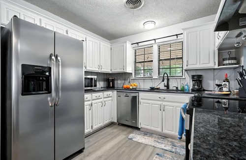Abilene Casa | The Inland Tide 3 bedrooms 2 bath Entire home