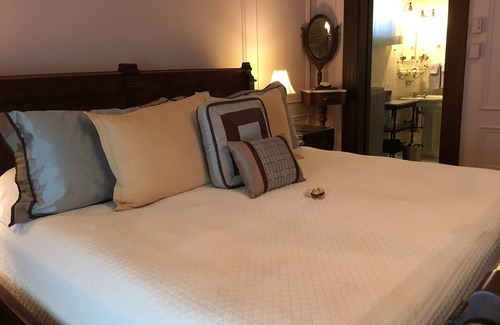 Columbus Hotel | The Inn at Irwin Gardens