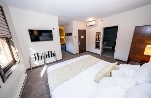 Faribault Cama Y Desayuno | The Inn at Shattuck St. Mary's