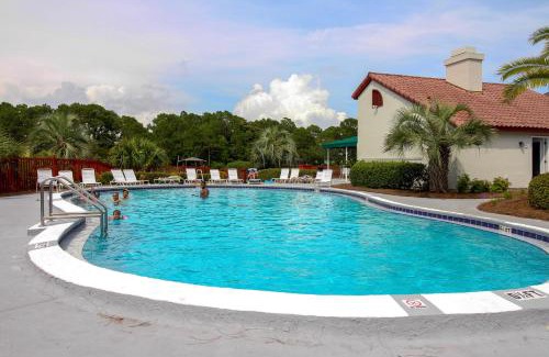 Gulf Lagoon Beach Hotel | The Inn at St Thomas Square 1203C