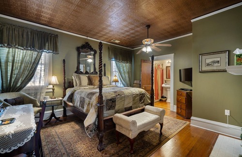 Statesville Cama Y Desayuno | The Inn on Front Street