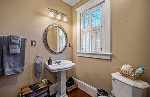 Statesville Cama Y Desayuno | The Inn on Front Street