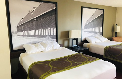 Chalco Hotel | The Inn & Suites SW Omaha