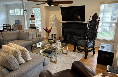 Mechanicsville Casa | The Intown ATL Mechanicsville Luxury Oasis! <1.5 mile to Mercedes-Benz Stadium!