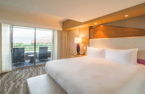 Englewood Complejo | The Inverness Denver, a Hilton Golf & Spa Resort