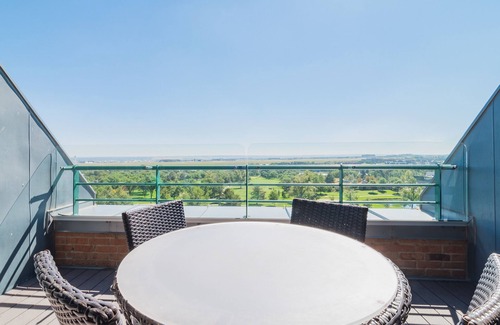 Englewood Complejo | The Inverness Denver, a Hilton Golf & Spa Resort