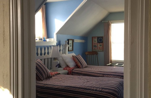 Sunderland Cama Y Desayuno | The Ira Allen House