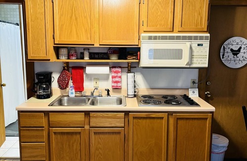 Nashville Cabina | The Iris Garden Downtown Cottages and Suites