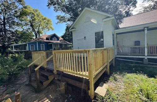 Bogalusa Casa | The Isabella - Beautifully Revived Historic House - 2 blocks from the IP Mill
