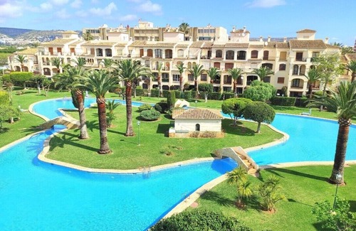 Platja de l'Arenal Apartamento | The island of Jávea: the perfect balance between beaches & pool