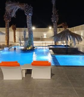 Ma'an Governorate Complejo | The island villa