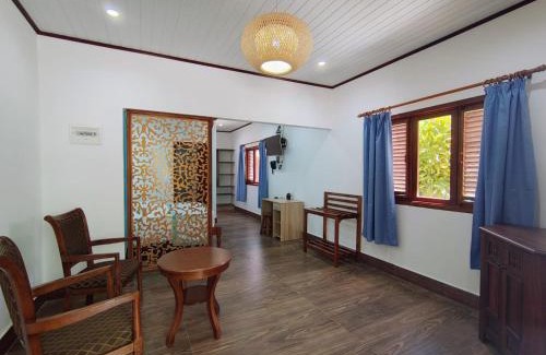 Anse Kerlan Hotel | The Islander Hotel