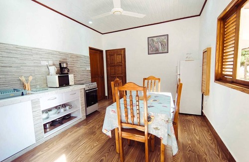 Anse Kerlan Casa | The Islander Hotel
