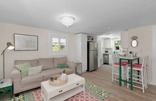 South Sarasota Casa | The Ivanhoe Getaway