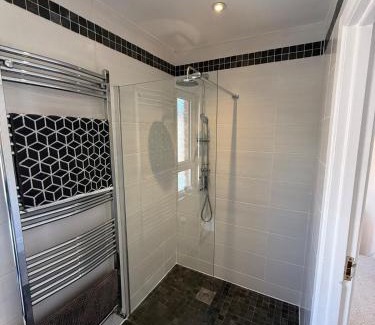 Queens Quarter Casa | The Ivy on Adelaide