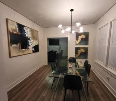 East of Broadway Apartamento | The Jasmine On Main