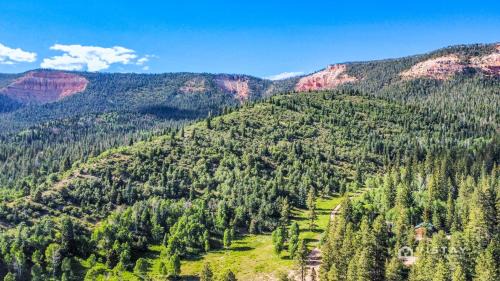 Duck Creek Village Casa | The John Wayne Cabin At Angel Valley Ranch