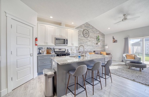 Twin Falls Casa | The Jolly Rancher, Luxury Amenities, Corporate and Vaca