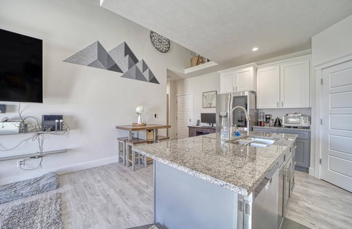 Twin Falls Casa | The Jolly Rancher, Luxury Amenities, Corporate and Vaca