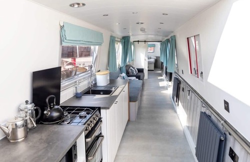 Loughborough Alquiler De Eote | The Jubilee Narrow Boat