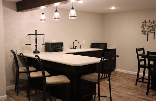 Innsbrook Casa | ¡El camino justo de los jueces! Hermosa casa de 4 dormitorios y 3 baños con capacidad para 13-15