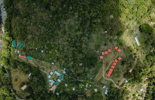 Cerro Azul Alquiler De RV | The Jungle Lodge at Kalu Yala